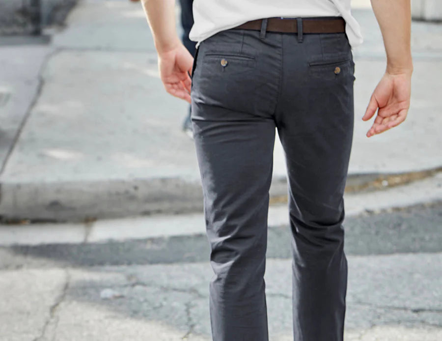 Perk Chinos in Faded Black